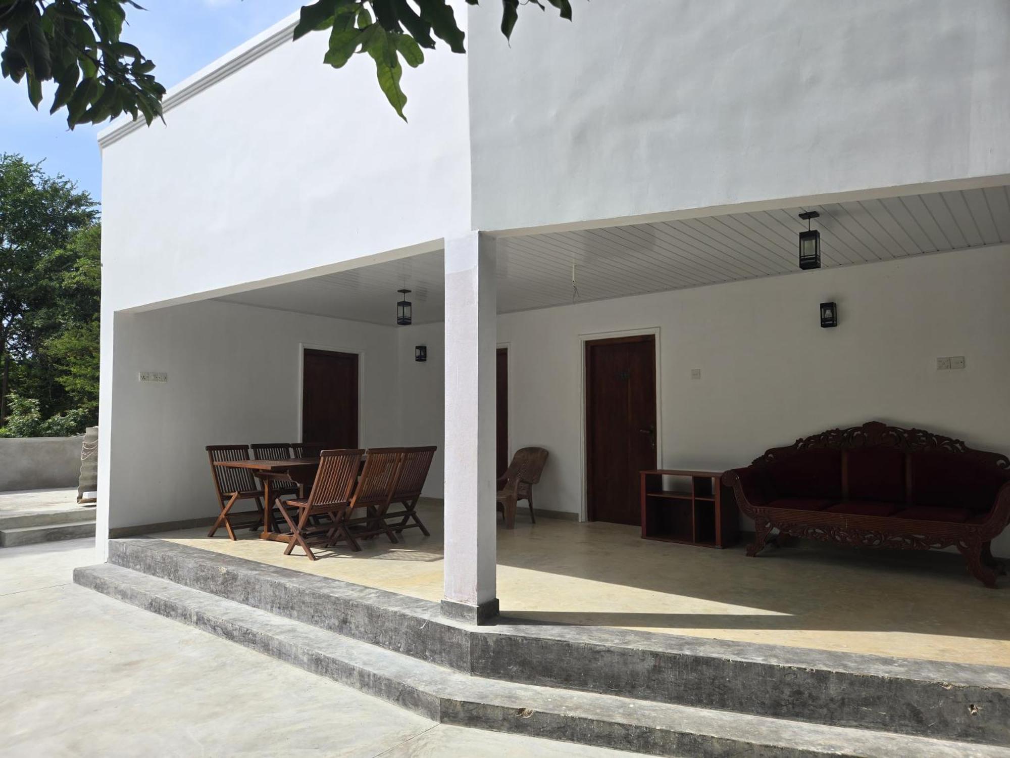 Wilpattu Corridor Leisure Hotel Exterior photo